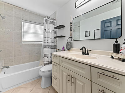 3581 Kitely Avenue, Boynton Beach, FL 33436