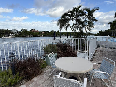 4201 S Ocean Boulevard, South Palm Beach, FL 33480