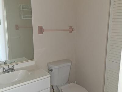 2102 NE 1st Way, Boynton Beach, FL 33435