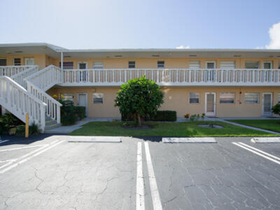 2102 NE 1st Way, Boynton Beach, FL 33435