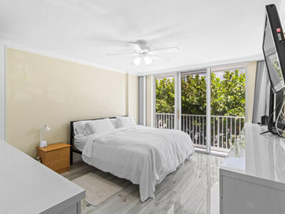 3580 S Ocean Boulevard, South Palm Beach, FL 33480