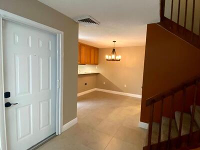 123 1st Way, West Palm Beach, FL 33407