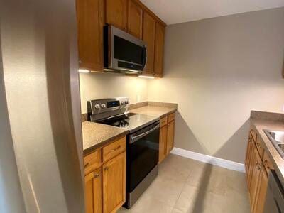 123 1st Way, West Palm Beach, FL 33407