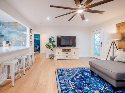 418 N Palmway, Lake Worth Beach, FL 33460