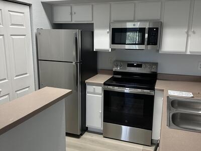 181 SW Palm Drive, Port Saint Lucie, FL 34986