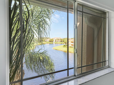 181 SW Palm Drive, Port Saint Lucie, FL 34986