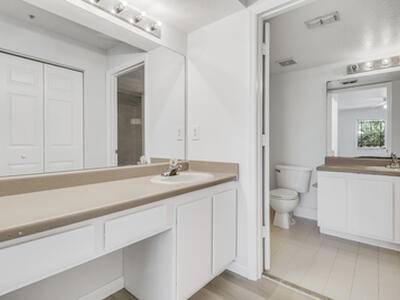 181 SW Palm Drive, Port Saint Lucie, FL 34986