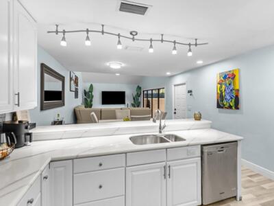 1100 SE Mitchell Avenue, Port Saint Lucie, FL 34952