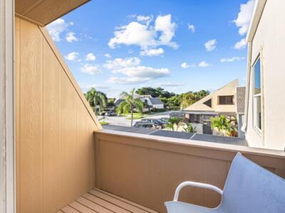 1100 SE Mitchell Avenue, Port Saint Lucie, FL 34952