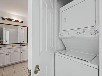 1200 Town Center Drive, Jupiter, FL 33458