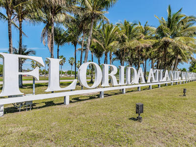 1200 Town Center Drive, Jupiter, FL 33458