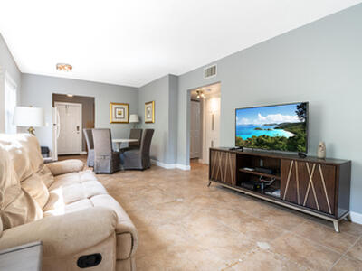 2607 NE 8th Avenue, Wilton Manors, FL 33334