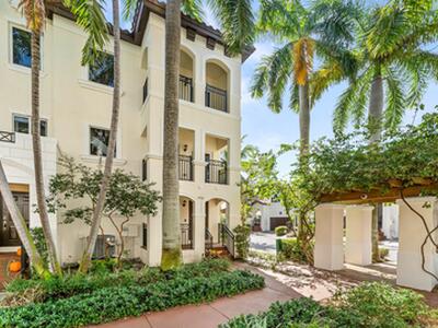 1910 Coastal Bay Boulevard