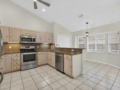 12865 Meadowbend Drive, Wellington, FL 33414