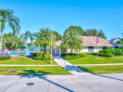 12865 Meadowbend Drive, Wellington, FL 33414