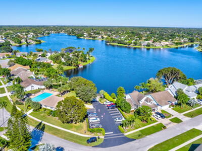 12865 Meadowbend Drive, Wellington, FL 33414