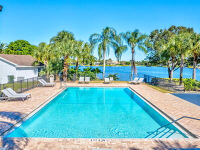 12865 Meadowbend Drive, Wellington, FL 33414