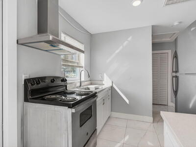 614 N E Street, Lake Worth Beach, FL 33460