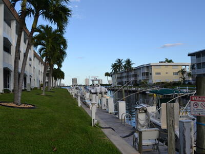 124 Shore Court, North Palm Beach, FL 33408