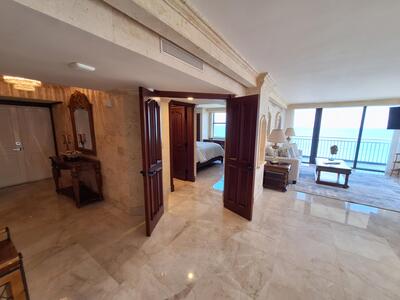 3400 N Ocean Drive, Singer Island, FL 33404