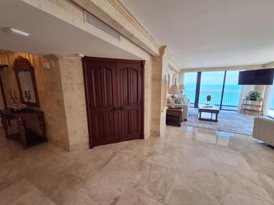 3400 N Ocean Drive, Singer Island, FL 33404