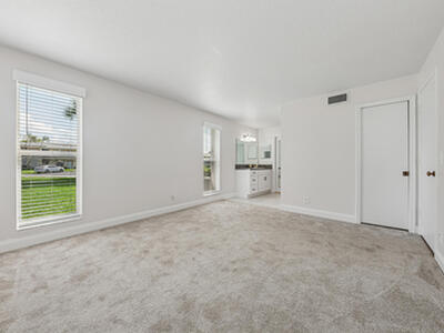 1421 NW 20th Avenue, Delray Beach, FL 33445