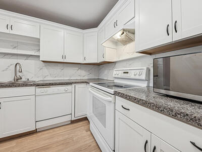 1421 NW 20th Avenue, Delray Beach, FL 33445