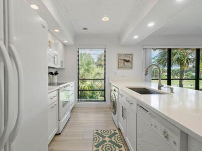 655 Brackenwood Cove, Palm Beach Gardens, FL 33418