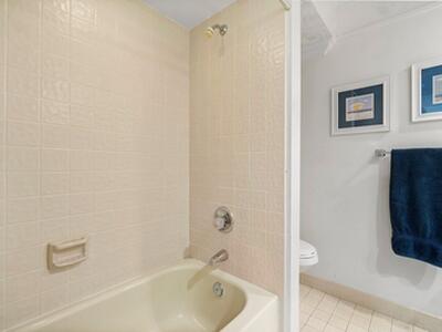 655 Brackenwood Cove, Palm Beach Gardens, FL 33418