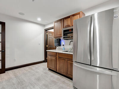 679 NW Enterprise Drive, Port Saint Lucie, FL 34986