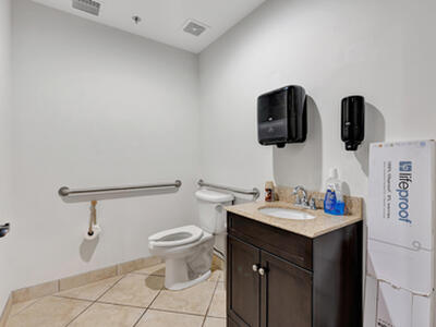 679 NW Enterprise Drive, Port Saint Lucie, FL 34986