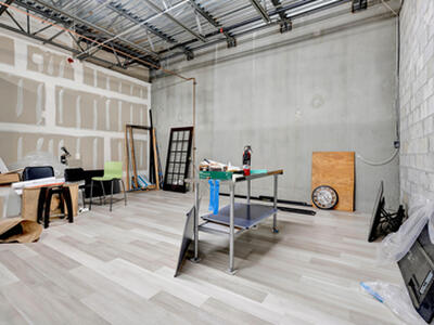 679 NW Enterprise Drive, Port Saint Lucie, FL 34986