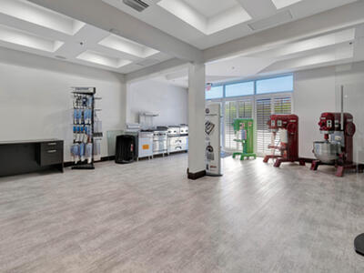 679 NW Enterprise Drive, Port Saint Lucie, FL 34986