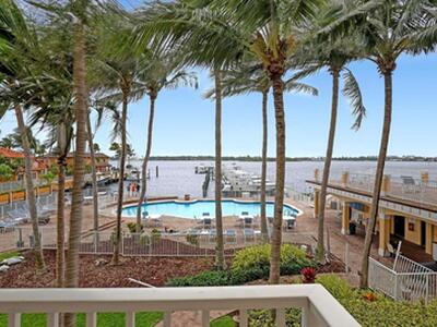 149 Harbors Way, Boynton Beach, FL 33435