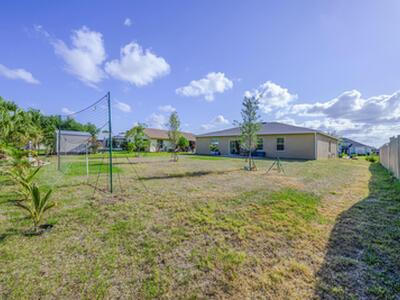 4042 SW Jaqust Street, Port Saint Lucie, FL 34953