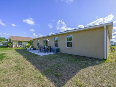 4042 SW Jaqust Street, Port Saint Lucie, FL 34953