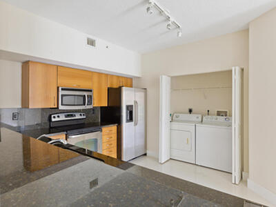 250 NE 3rd Avenue, Delray Beach, FL 33444