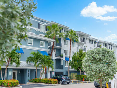 250 NE 3rd Avenue, Delray Beach, FL 33444