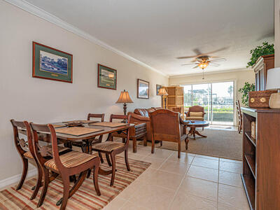 2800 Indian River Boulevard, Vero Beach, FL 32960