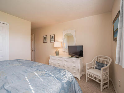 2800 Indian River Boulevard, Vero Beach, FL 32960