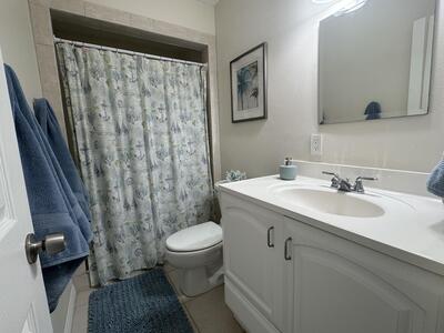 2800 Indian River Boulevard, Vero Beach, FL 32960