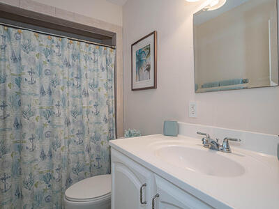 2800 Indian River Boulevard, Vero Beach, FL 32960