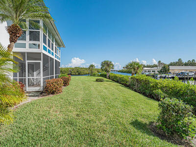 2800 Indian River Boulevard, Vero Beach, FL 32960