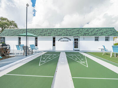 2800 Indian River Boulevard, Vero Beach, FL 32960