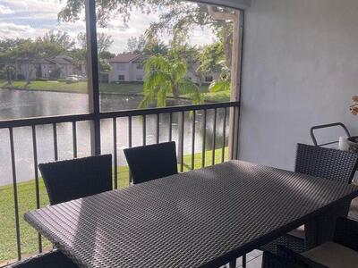 9299 Vista Del Lago, Boca Raton, FL 33428