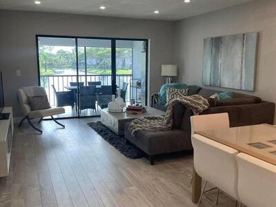 9299 Vista Del Lago, Boca Raton, FL 33428