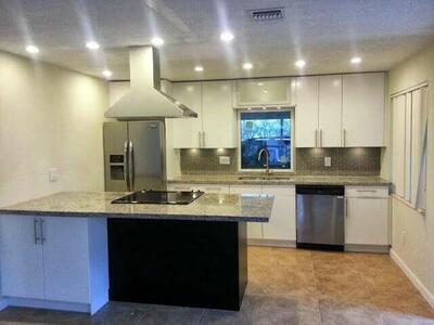 130 W Ocean Drive, Boynton Beach, FL 33426