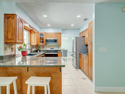 238 SW Grove Avenue, Port Saint Lucie, FL 34983