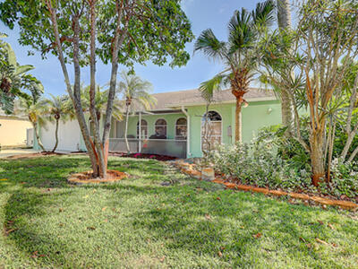 238 SW Grove Avenue, Port Saint Lucie, FL 34983