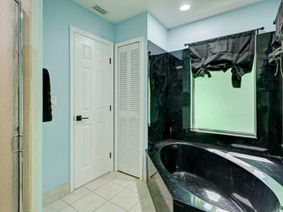 238 SW Grove Avenue, Port Saint Lucie, FL 34983